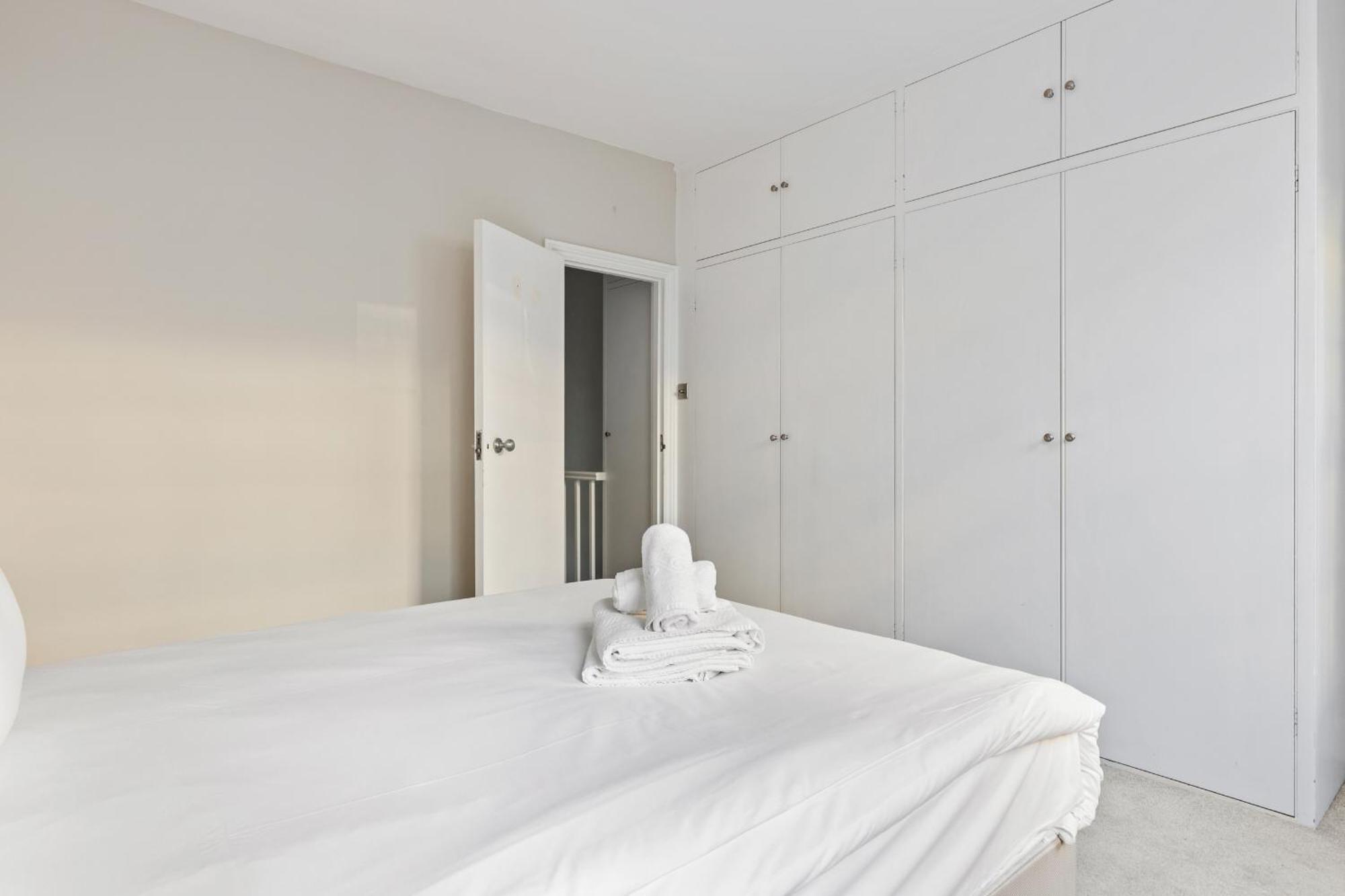 Palais Elegance By Beaumont Apartment London Exterior photo